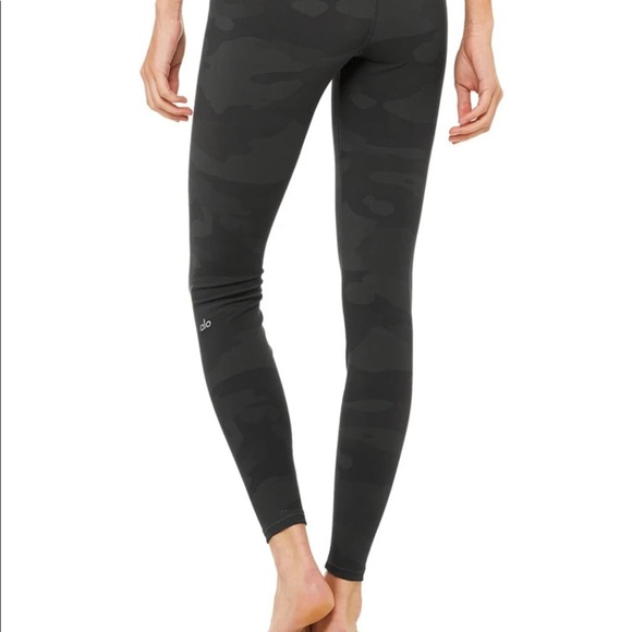 Alo High Waisted Vapor Camo Leggings - Picture 2 of 6